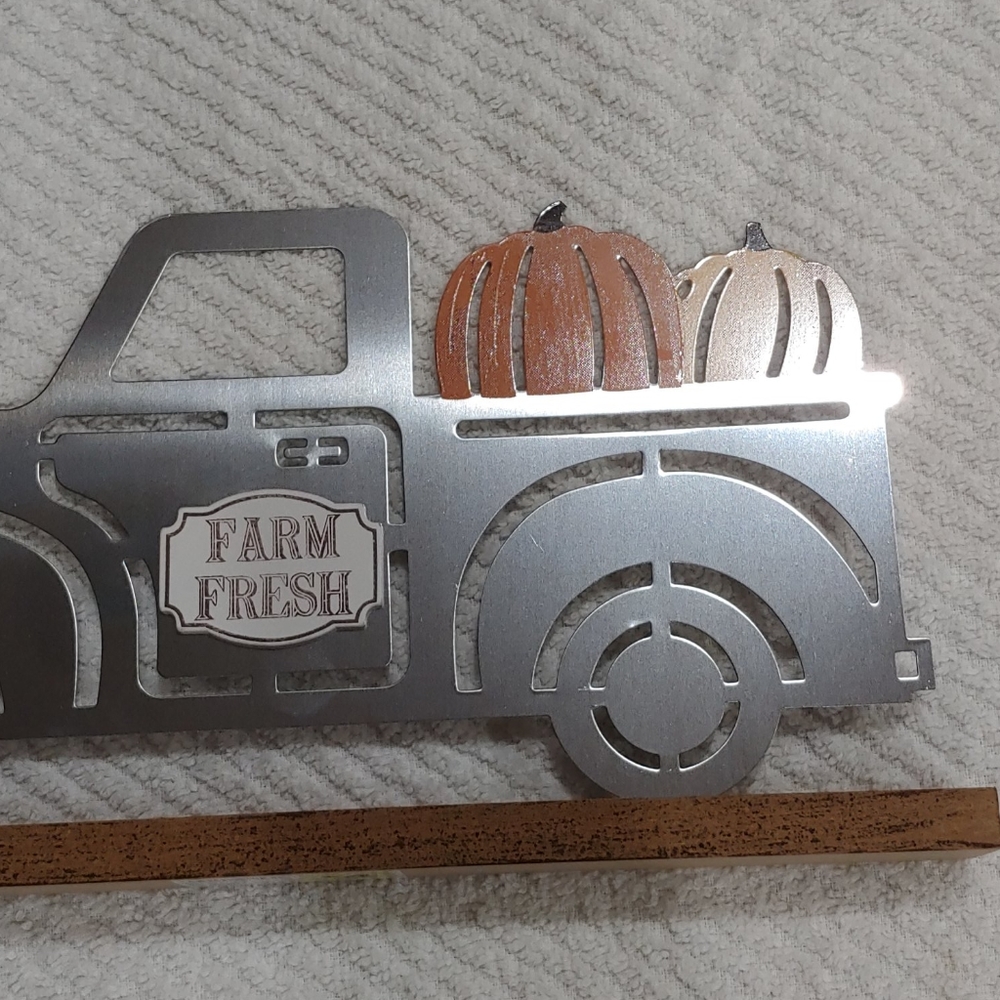 New!!! Fall Metal Pick Up Truck with Pumpkins!!! - Picture 3 of 5